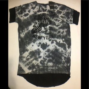 Black Hood Grey Rain Tie Dye Men’s Tee Size M NWT